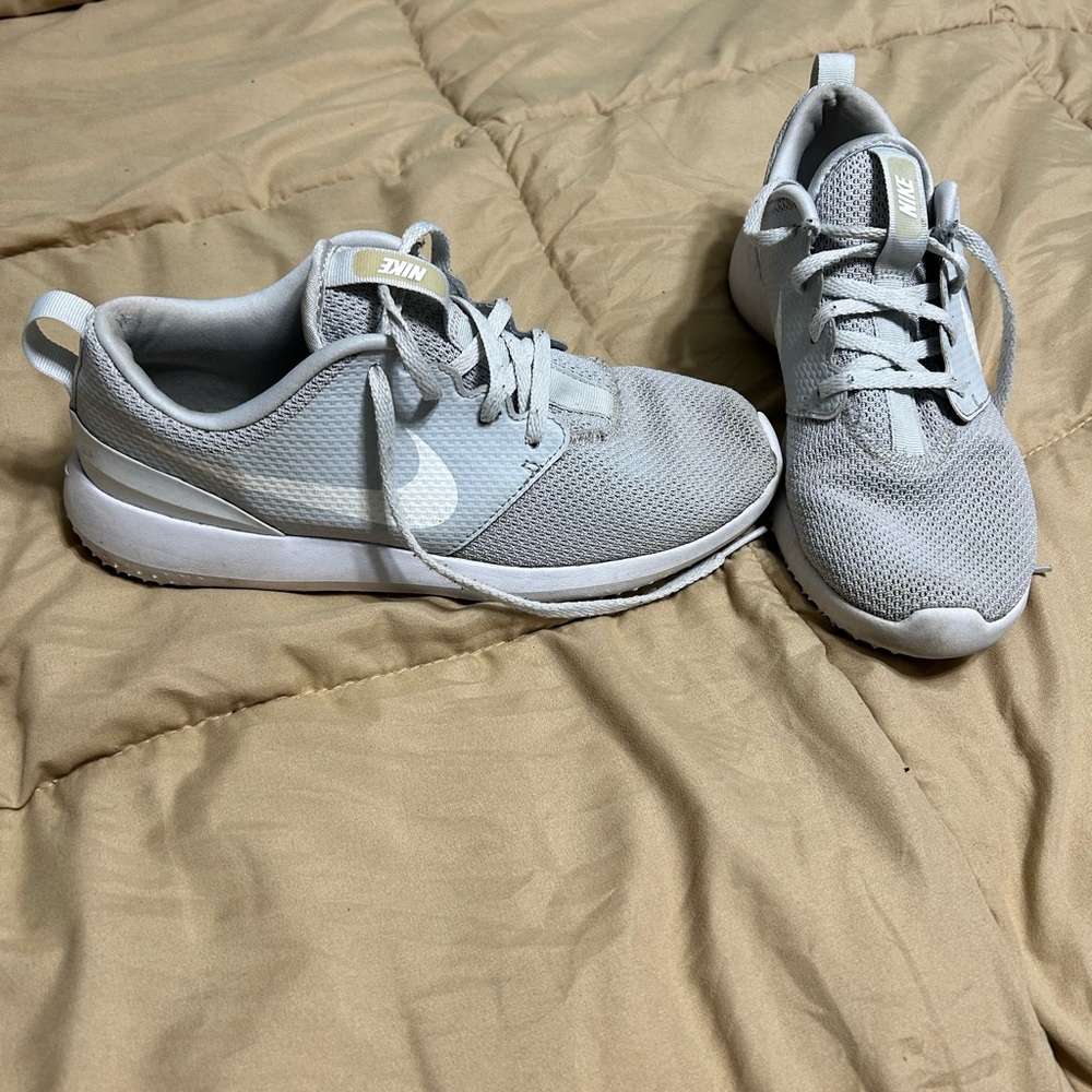Nike Rosche Golf Shoes